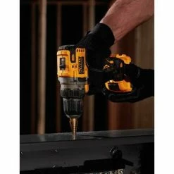 DeWALT DCK2110L2T (DCD701 + DCF801 + 2 X 3,0 Ah + DCB112 + TSTAK II) 5 DeWALT DCK2110L2T (DCD701 + DCF801 + 2 X 3,0 Ah + DCB112 + TSTAK II) -DEWALT Shop 15531486 4