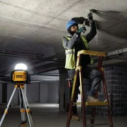 DEWALT Tool Connect 18V XR Baustellen-Spot - Kein Akku Oder Ladegerät - DCL074-XJ 3 DEWALT Tool Connect 18V XR Baustellen-Spot - Kein Akku Oder Ladegerät - DCL074-XJ -DEWALT Shop 27184565 3