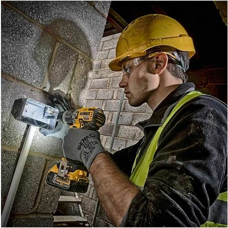 DeWALT Kit DWK205 (DCD796 + DCS367 + 2 x 2,0 Ah + DCB107 + TSTAK VI) DeWALT Kit DWK205 (DCD796 + DCS367 + 2 X 2,0 Ah + DCB107 + TSTAK VI) -DEWALT Shop 30399942 3