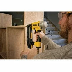 DeWalt - Cloueur Pneumatique De Finition 16Ga Précision Point - DPN1664PP 5 DeWalt - Cloueur Pneumatique De Finition 16Ga Précision Point - DPN1664PP -DEWALT Shop 30524059 4
