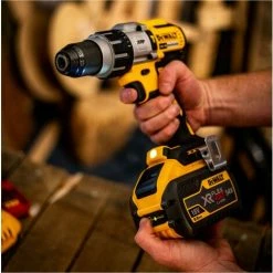 DeWALT Kit DWK803T (DCD996 + DCH273 + DCG405 + DCF887 + DCS355 + DCS367 + DCS570 + DCL050 + 3 X 5,0 Ah + DCB115 + 4 X TSTAK VI) 4 DeWALT Kit DWK803T (DCD996 + DCH273 + DCG405 + DCF887 + DCS355 + DCS367 + DCS570 + DCL050 + 3 X 5,0 Ah + DCB115 + 4 X TSTAK VI) -DEWALT Shop 35080491 3