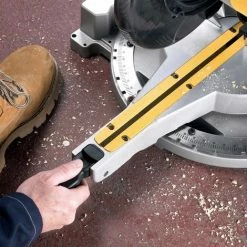 DeWALT Paneelsäge DW712-QS Elektrisch 216 Mm, Kabelgebundene Ausführung + Zubehör Set Mit Sägeblatt Und Mehr - 1600 Watt / 230 Volt -DEWALT Shop 7535190 3